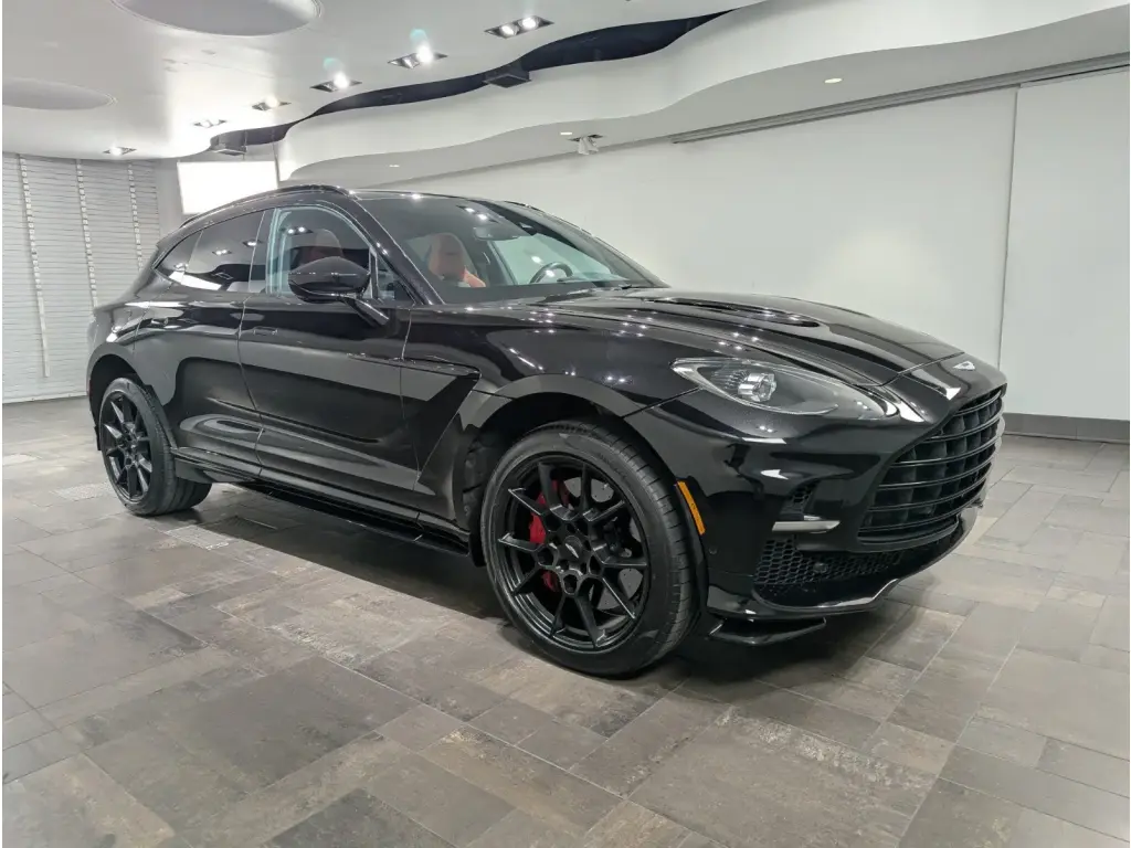 2023 DBX 707 SUV main vehicle image