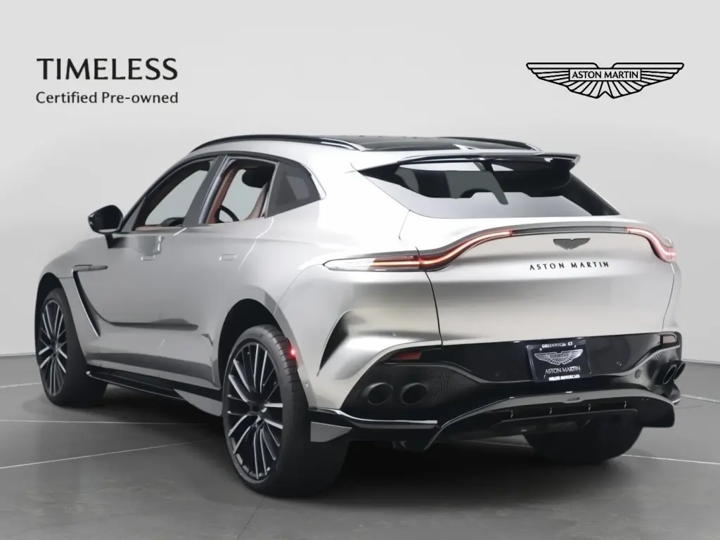 2023 DBX 707 SUV thumbnail vehicle image 1