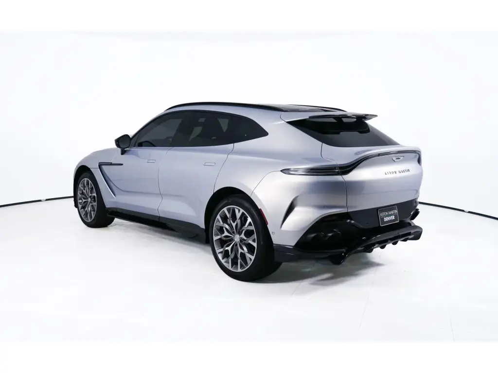 2023 DBX 707 SUV thumbnail vehicle image 1