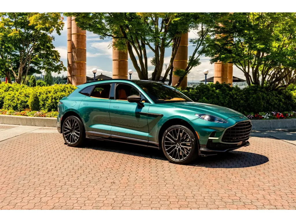 2023 DBX 707 SUV main vehicle image