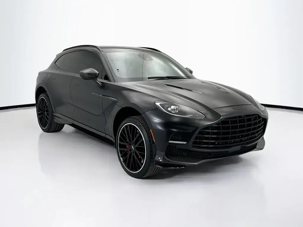 2023 DBX 707 SUV main vehicle image
