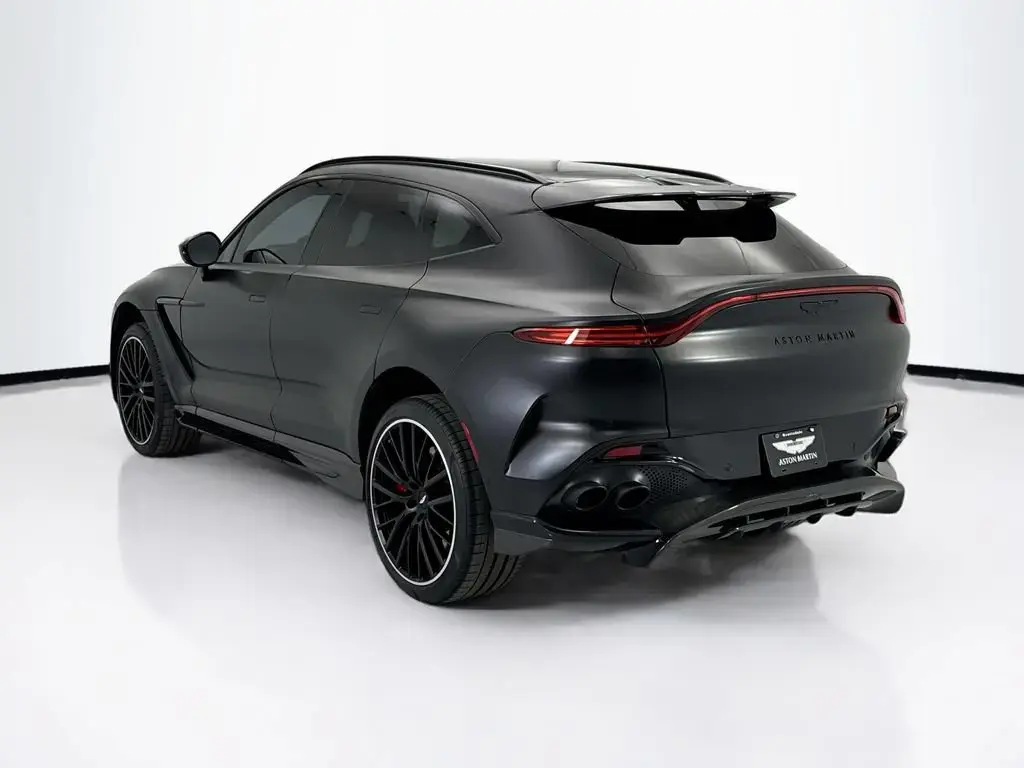 2023 DBX 707 SUV thumbnail vehicle image 1