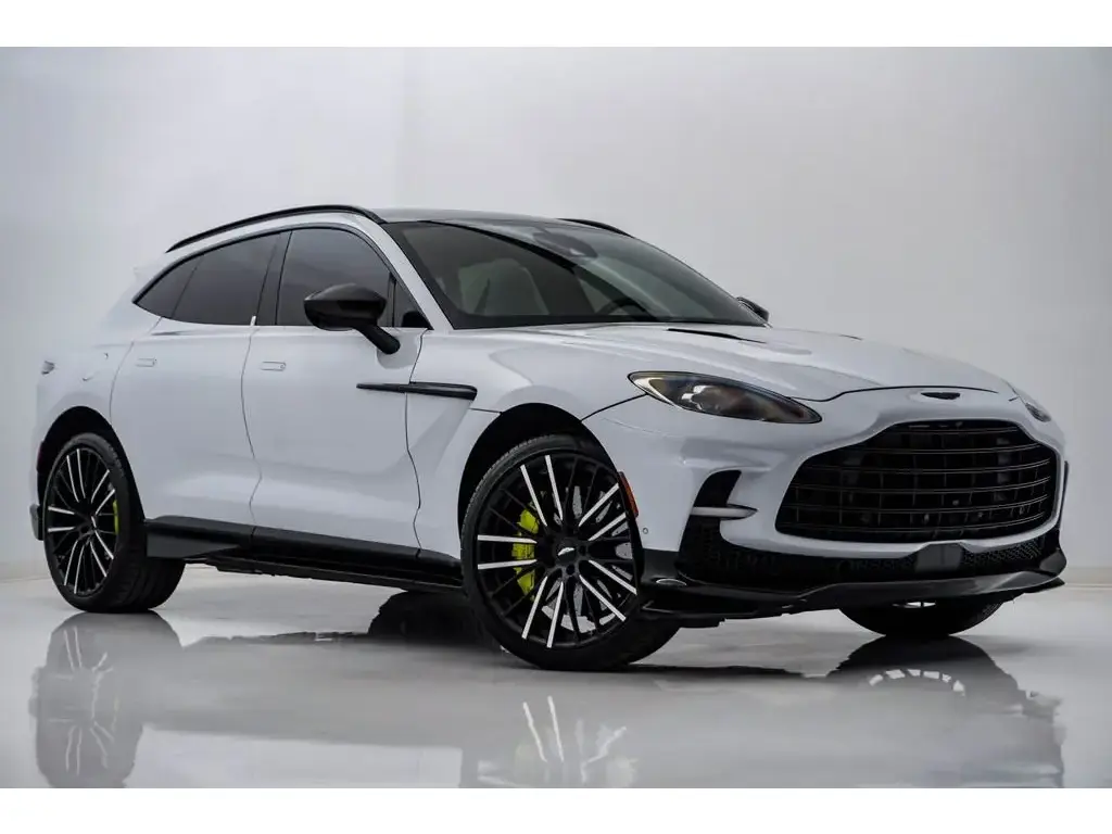 2023 DBX 707 SUV main vehicle image