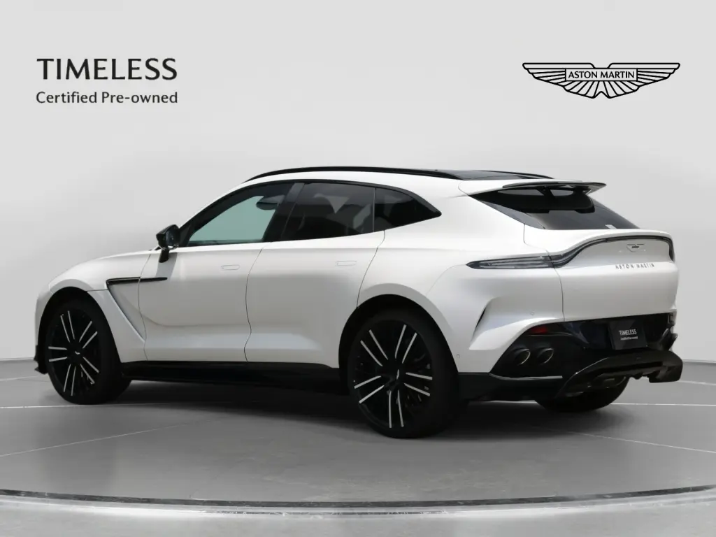 2024 DBX 707 SUV thumbnail vehicle image 1