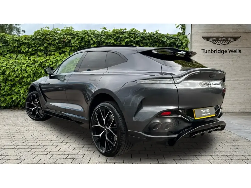 2024 DBX 707 SUV thumbnail vehicle image 1