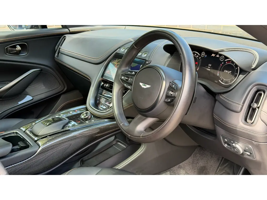 2024 DBX 707 SUV thumbnail vehicle image 2