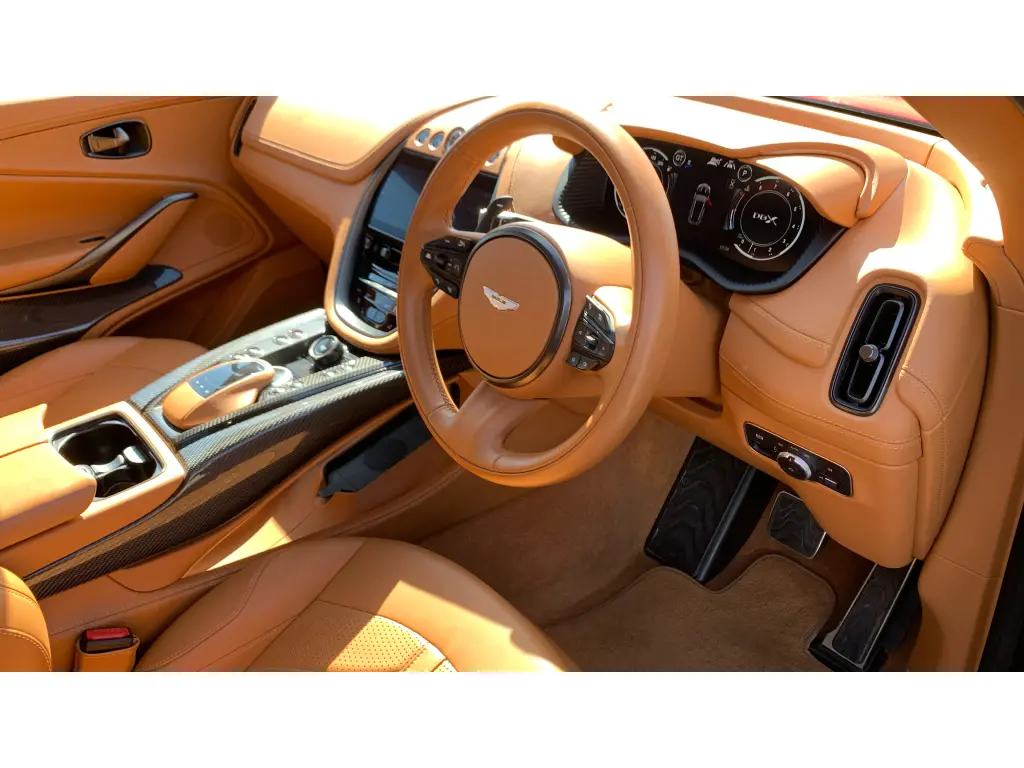 2024 DBX 707 SUV thumbnail vehicle image 2