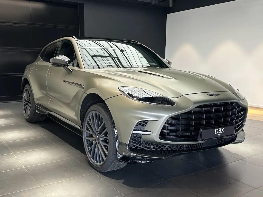 2024 DBX 707 SUV main vehicle image