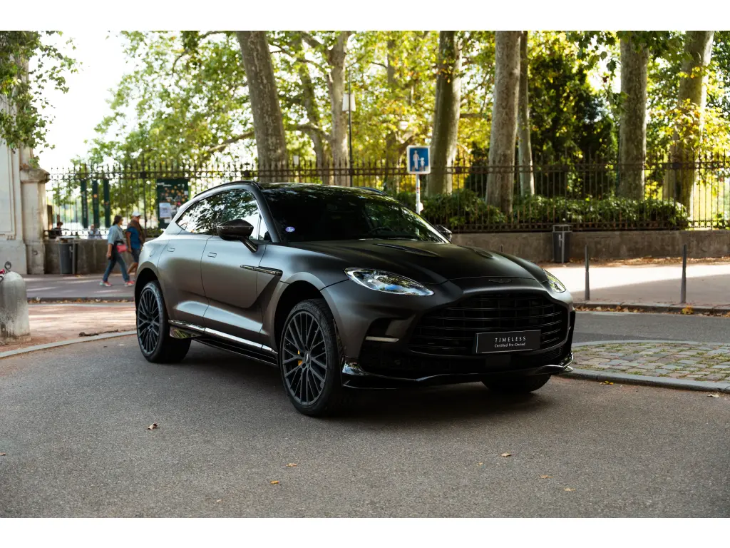 2024 DBX 707 SUV main vehicle image