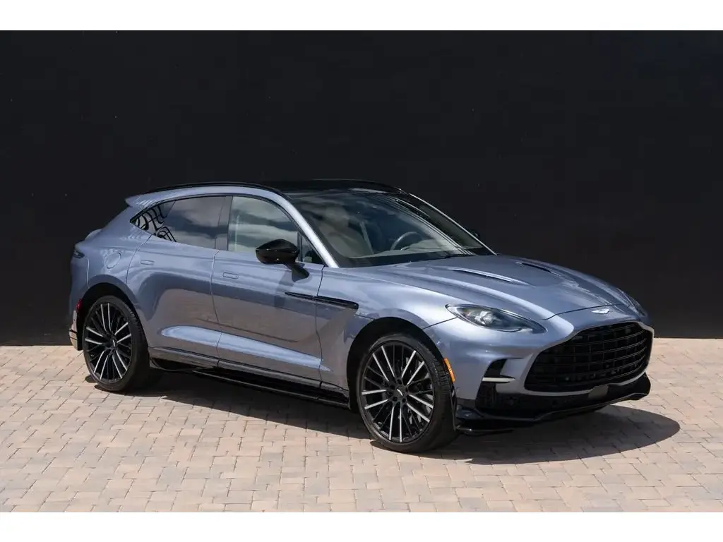 2024 DBX 707 SUV main vehicle image
