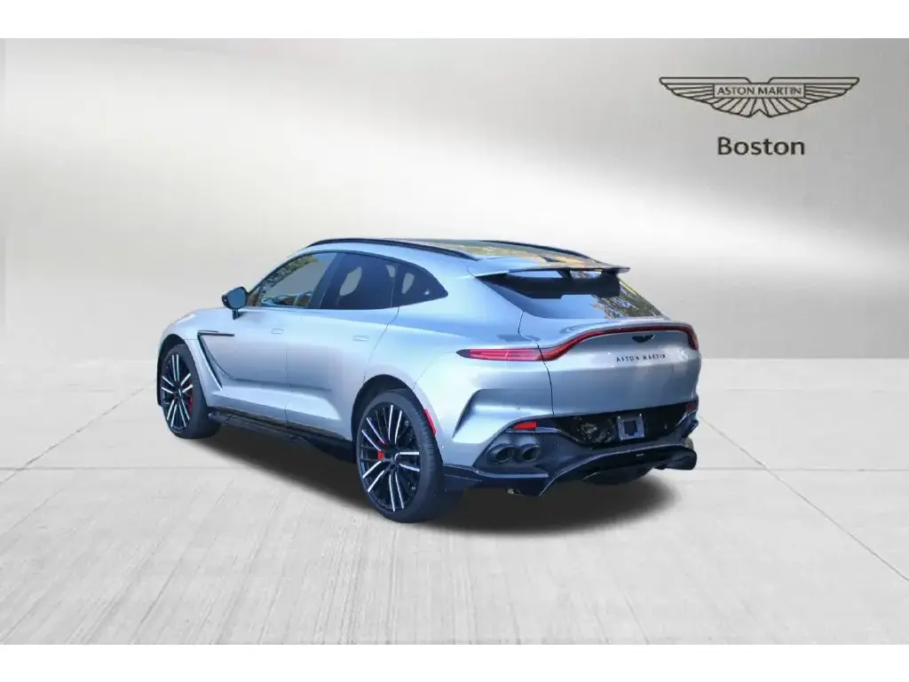 2024 DBX 707 SUV thumbnail vehicle image 1
