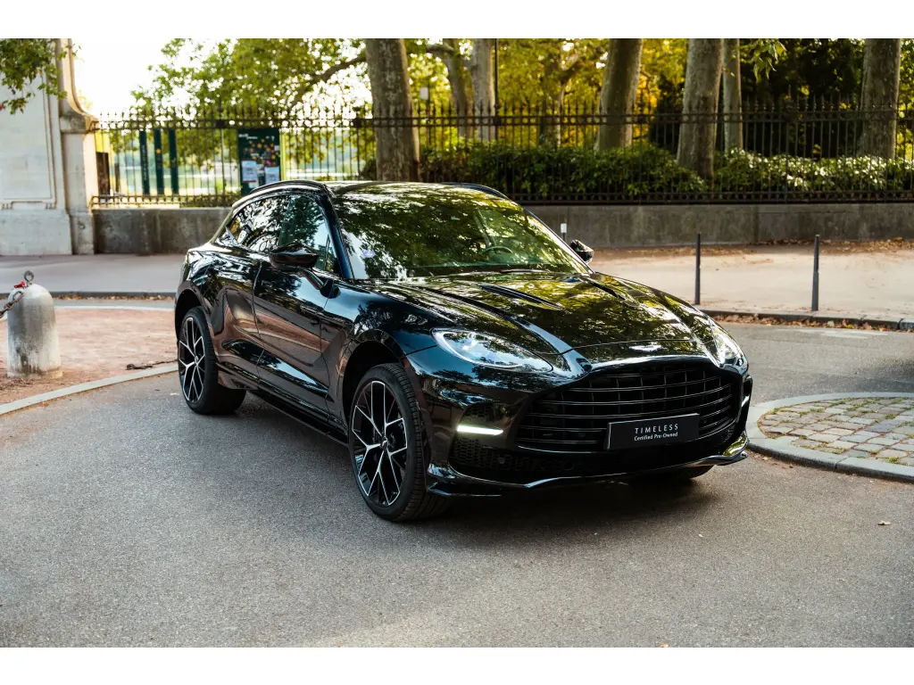 2024 DBX 707 SUV main vehicle image