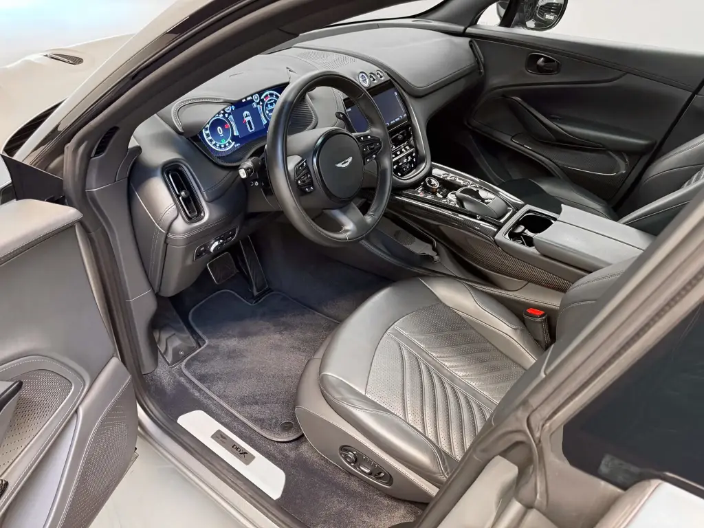 undefined thumbnail vehicle image 2