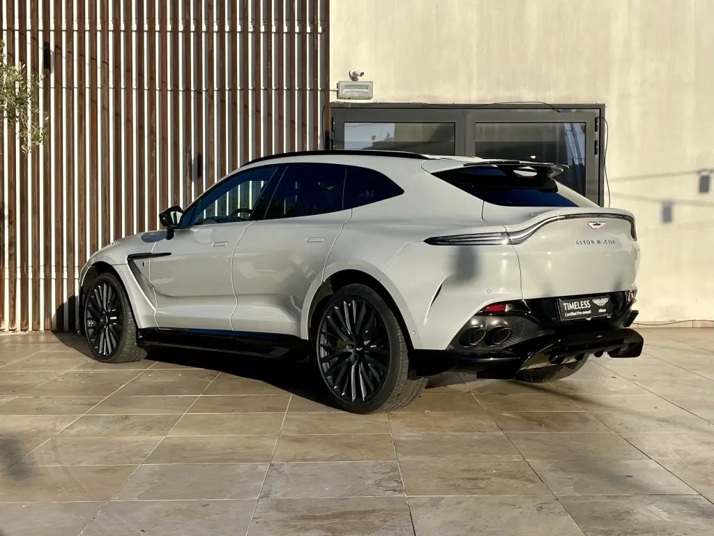 2024 DBX 707 SUV thumbnail vehicle image 1