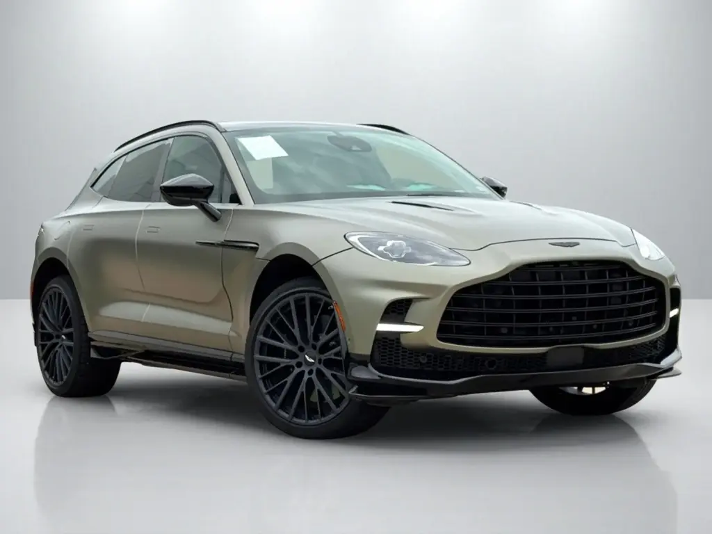 アストンマーティン中古 | 2024 DBX 707 SUV、Star Motorcars