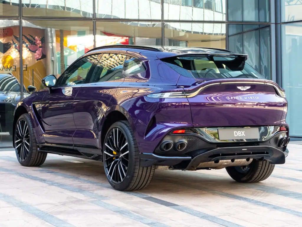 2024 DBX 707 SUV thumbnail vehicle image 1