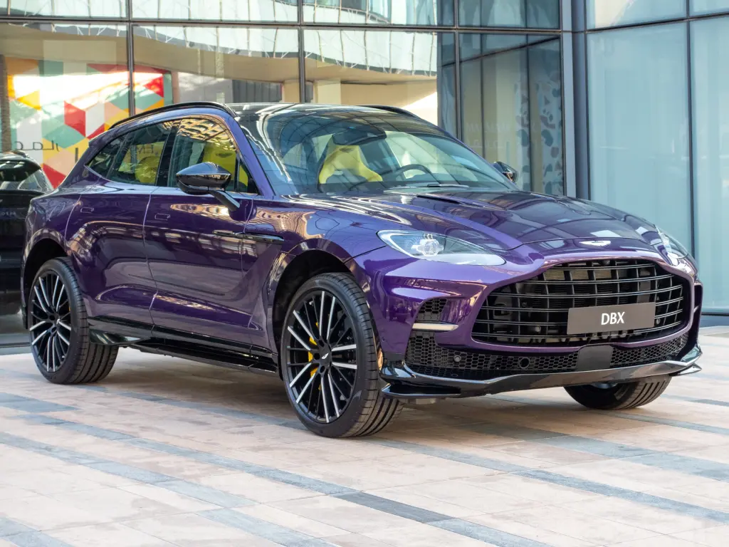 2024 DBX 707 SUV main vehicle image