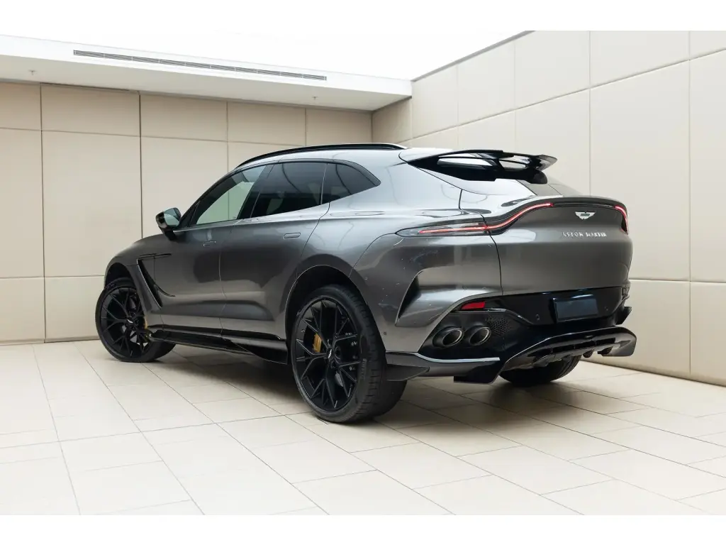 2025 DBX 707 SUV thumbnail vehicle image 1