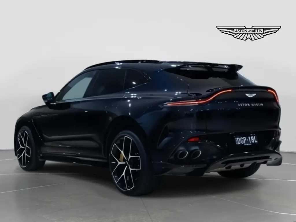 2025 DBX 707 SUV thumbnail vehicle image 1