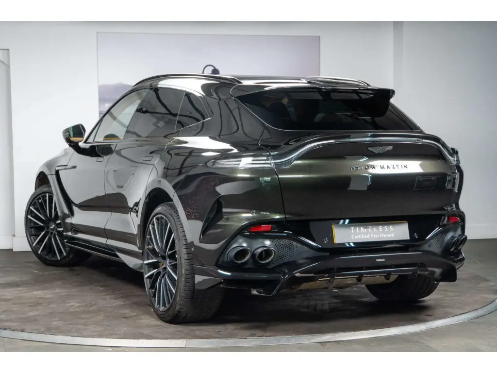 2025 DBX 707 SUV thumbnail vehicle image 1