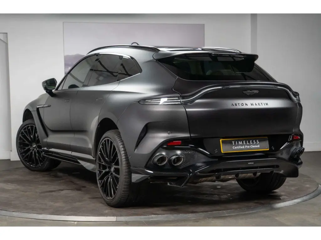 2025 DBX 707 SUV thumbnail vehicle image 1