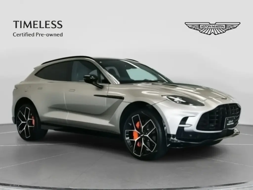 2025 DBX 707 SUV main vehicle image