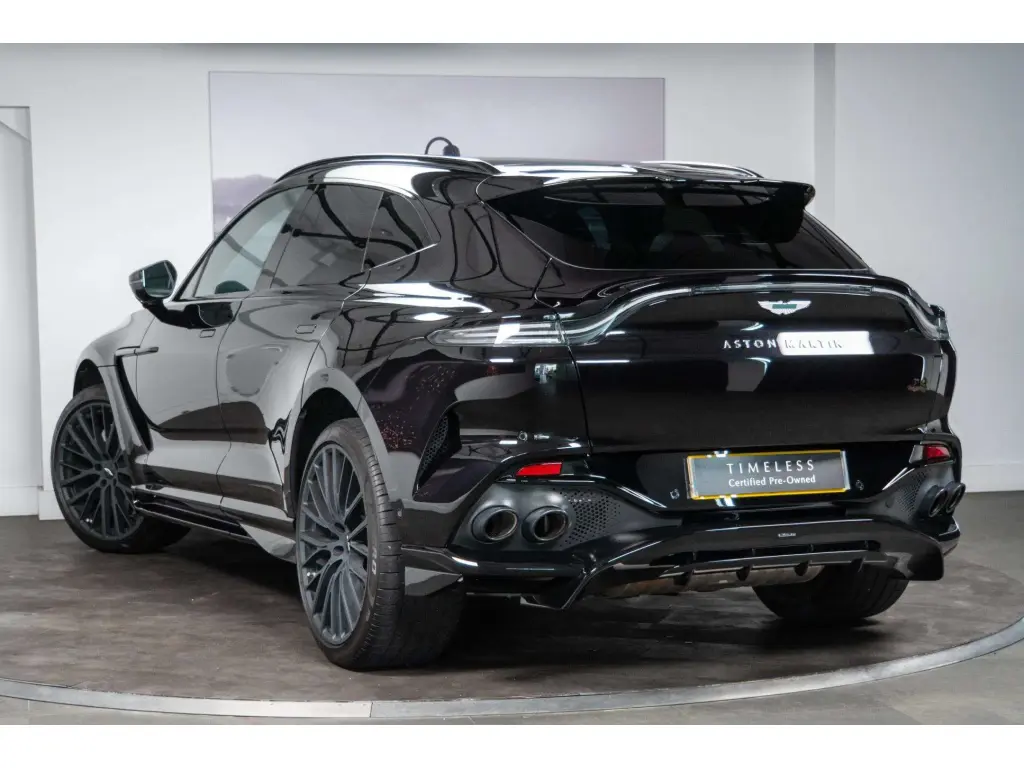 2025 DBX 707 SUV thumbnail vehicle image 1