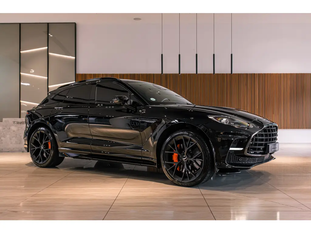 2025 DBX 707 SUV main vehicle image