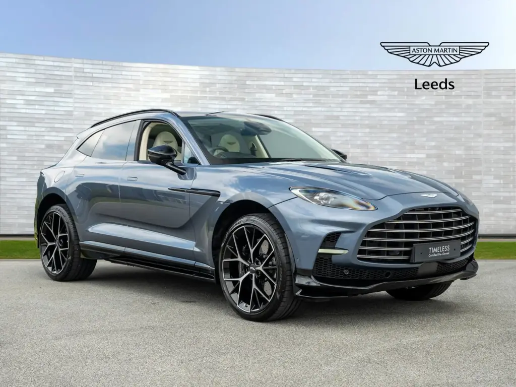2025 DBX 707 SUV main vehicle image