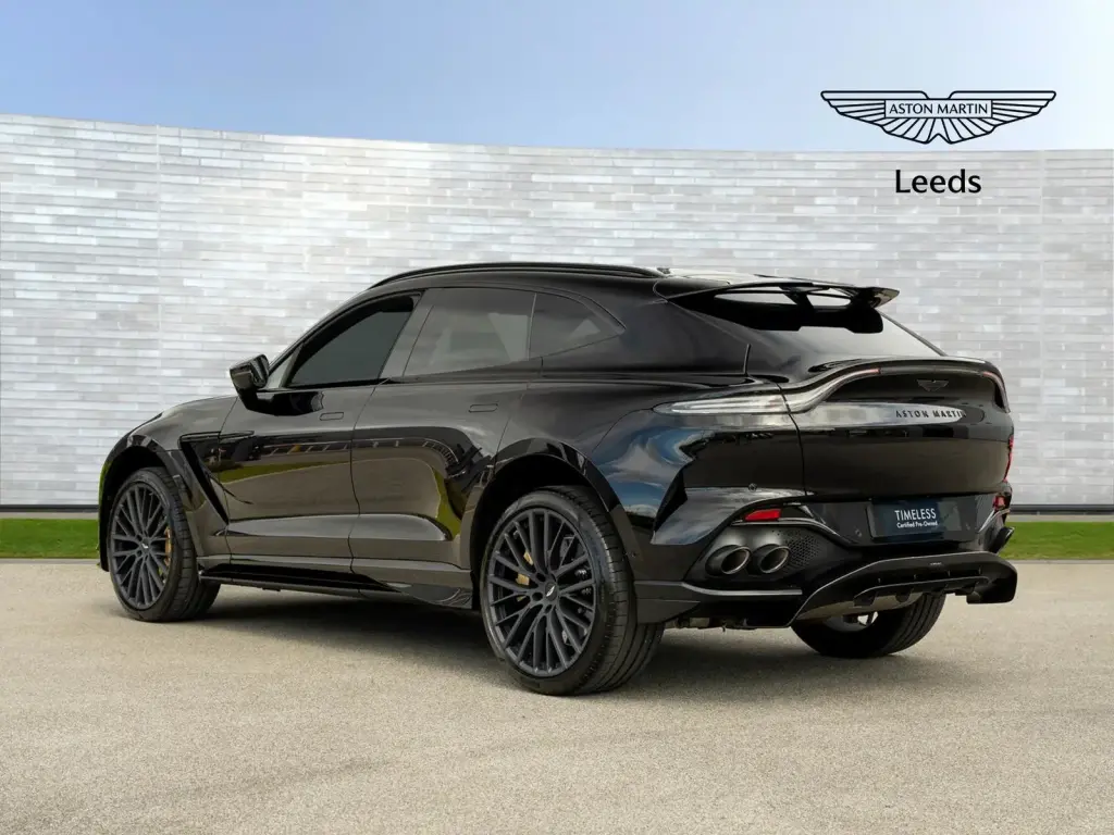 2025 DBX 707 SUV thumbnail vehicle image 1