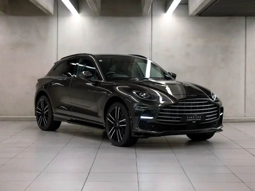 2025 DBX 707 SUV main vehicle image
