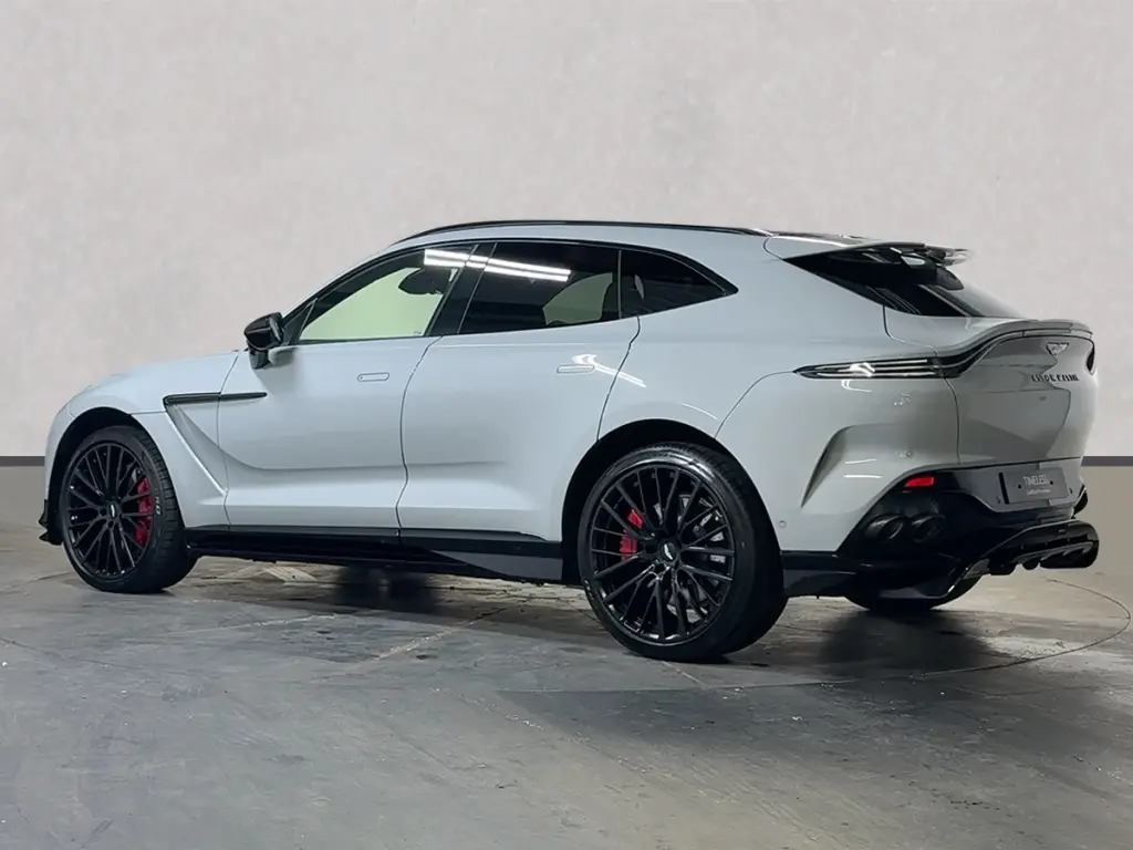 2025 DBX 707 SUV thumbnail vehicle image 1