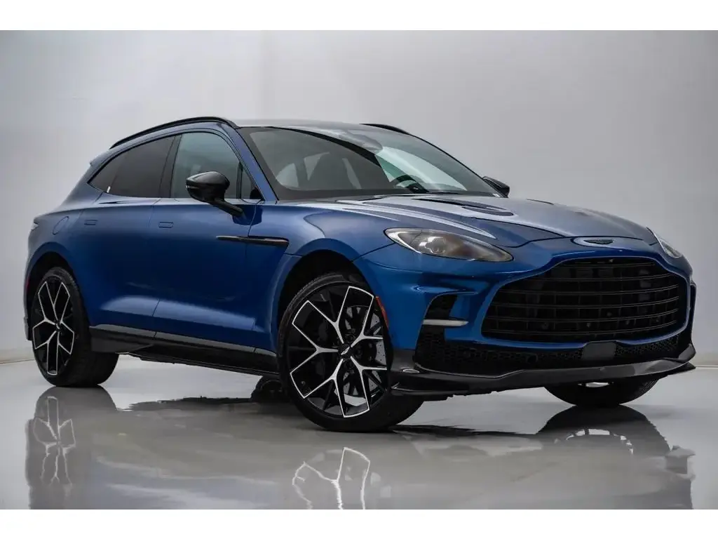 2025 DBX 707 SUV main vehicle image