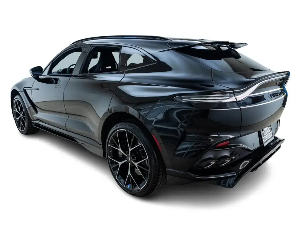 2025 DBX 707 SUV thumbnail vehicle image 1