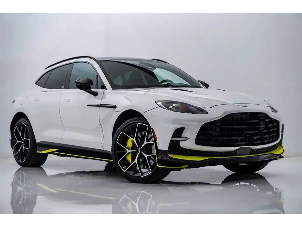 2025 DBX 707 SUV main vehicle image