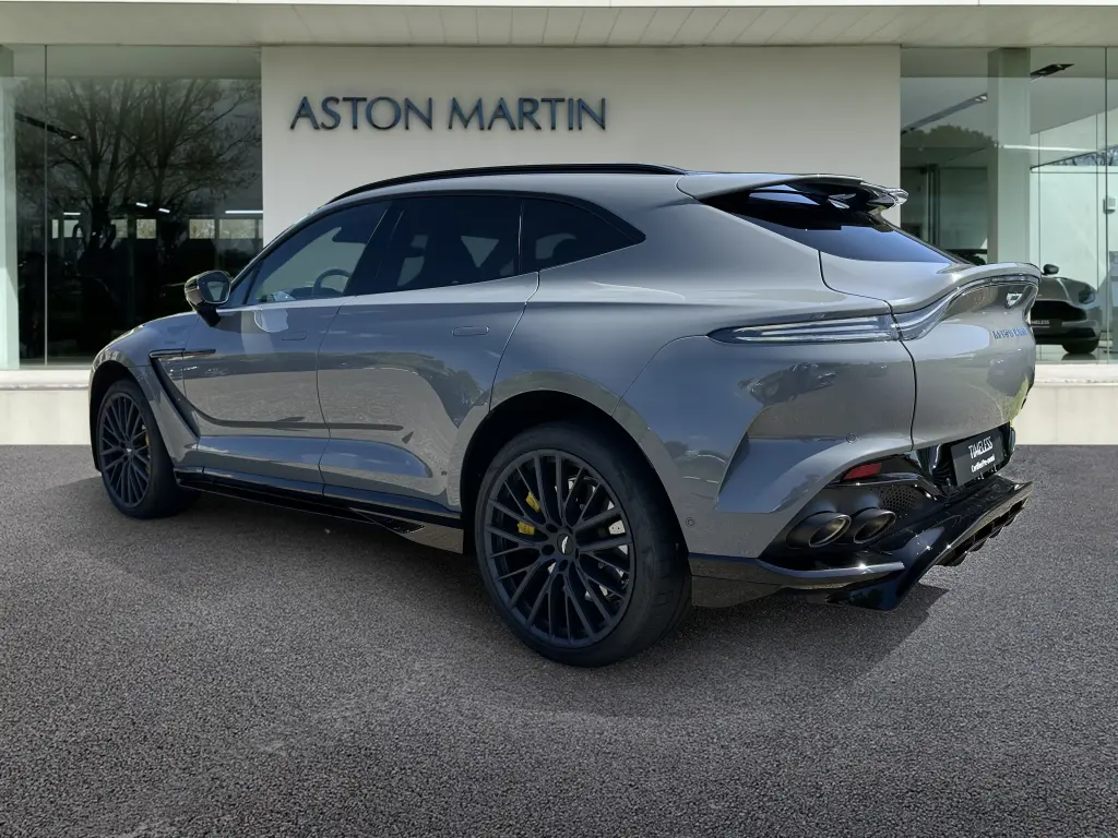 2025 DBX 707 SUV thumbnail vehicle image 1