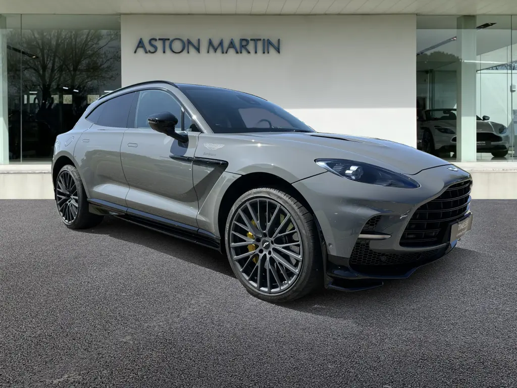 2025 DBX 707 SUV main vehicle image