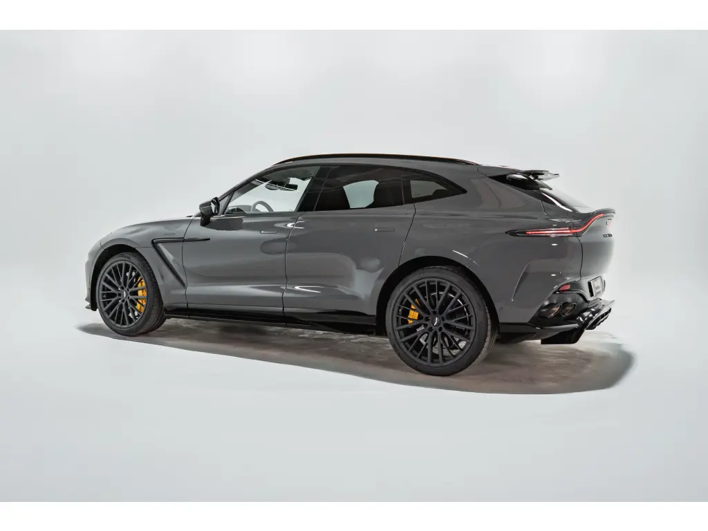 2025 DBX 707 SUV thumbnail vehicle image 1