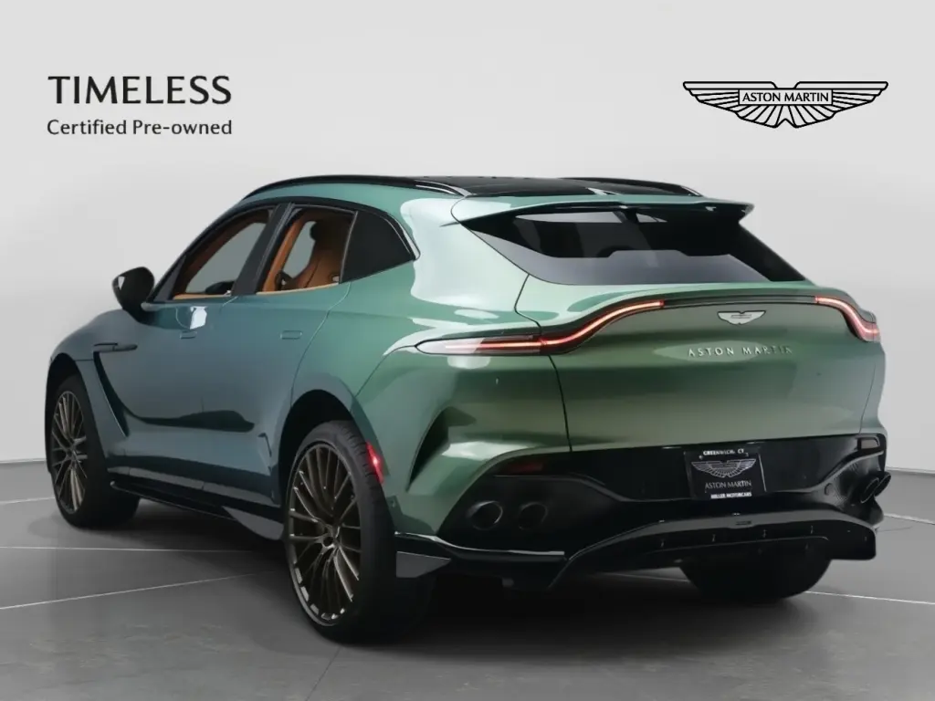 2025 DBX 707 SUV thumbnail vehicle image 1