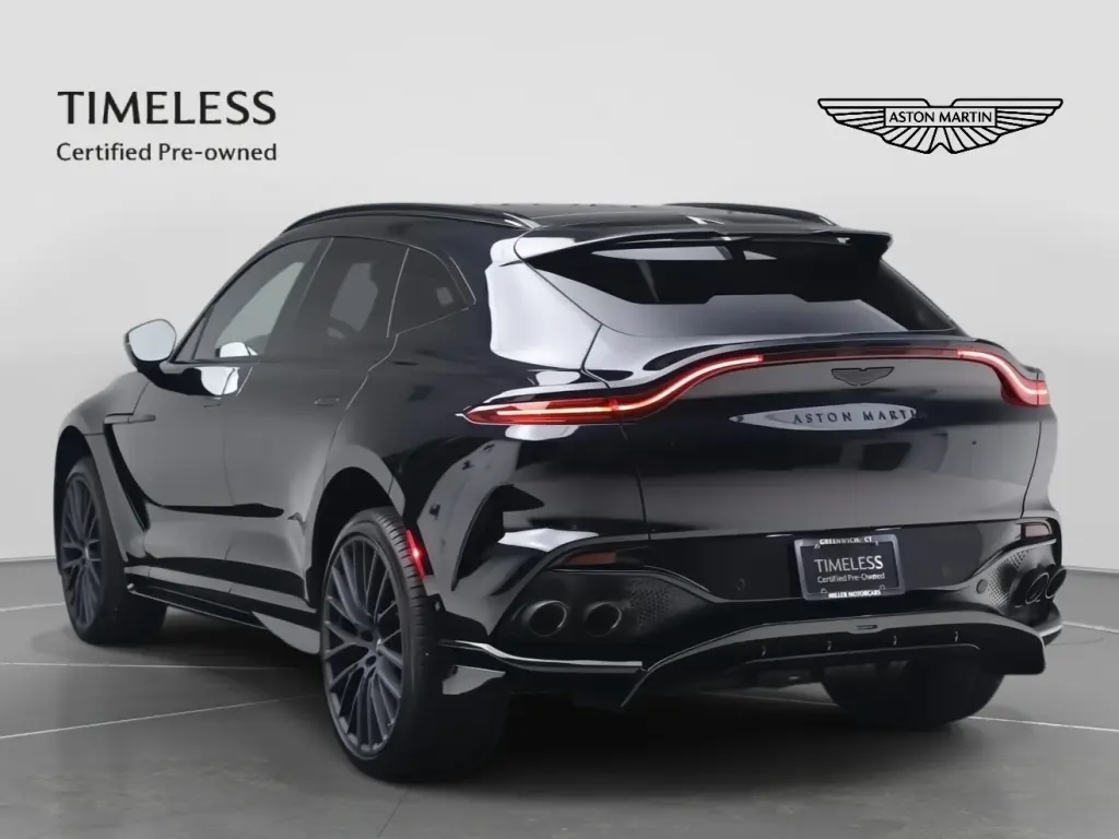 2025 DBX 707 SUV thumbnail vehicle image 1
