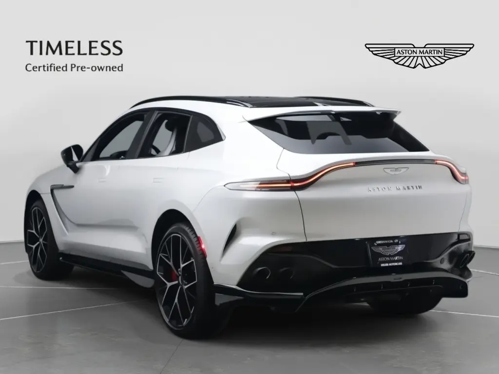 2025 DBX 707 SUV thumbnail vehicle image 1