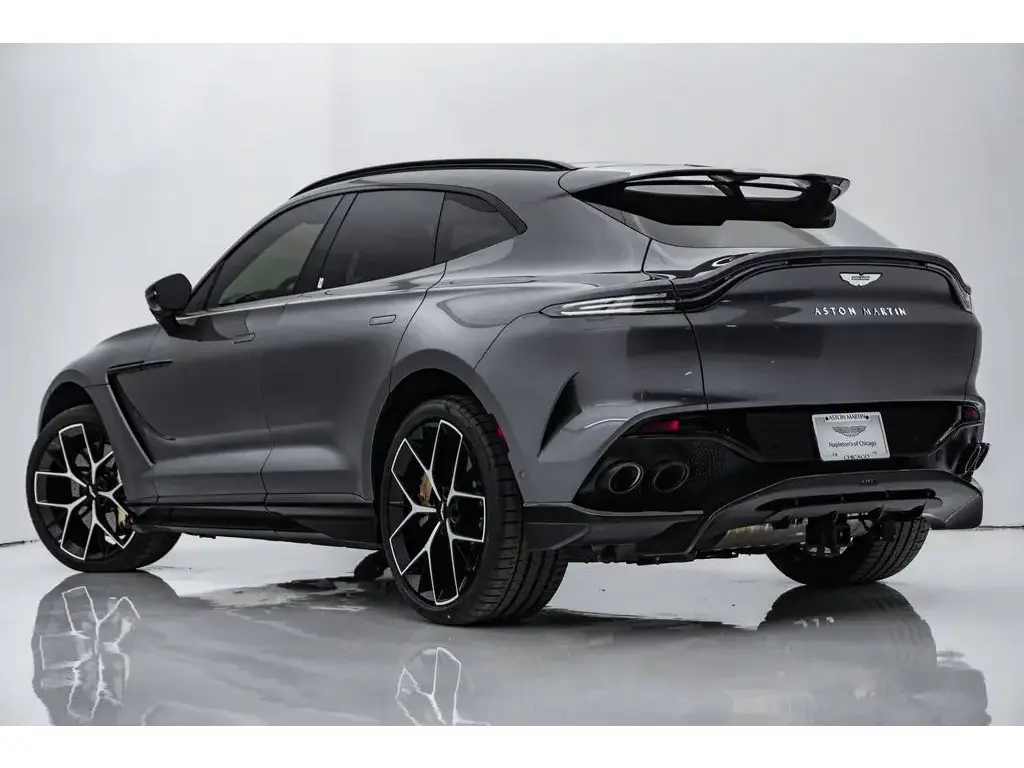 2025 DBX 707 SUV thumbnail vehicle image 1