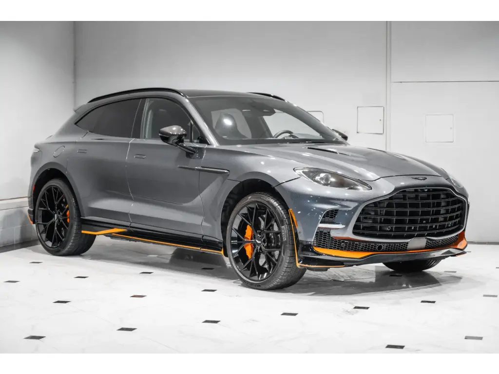 2025 DBX 707 SUV main vehicle image