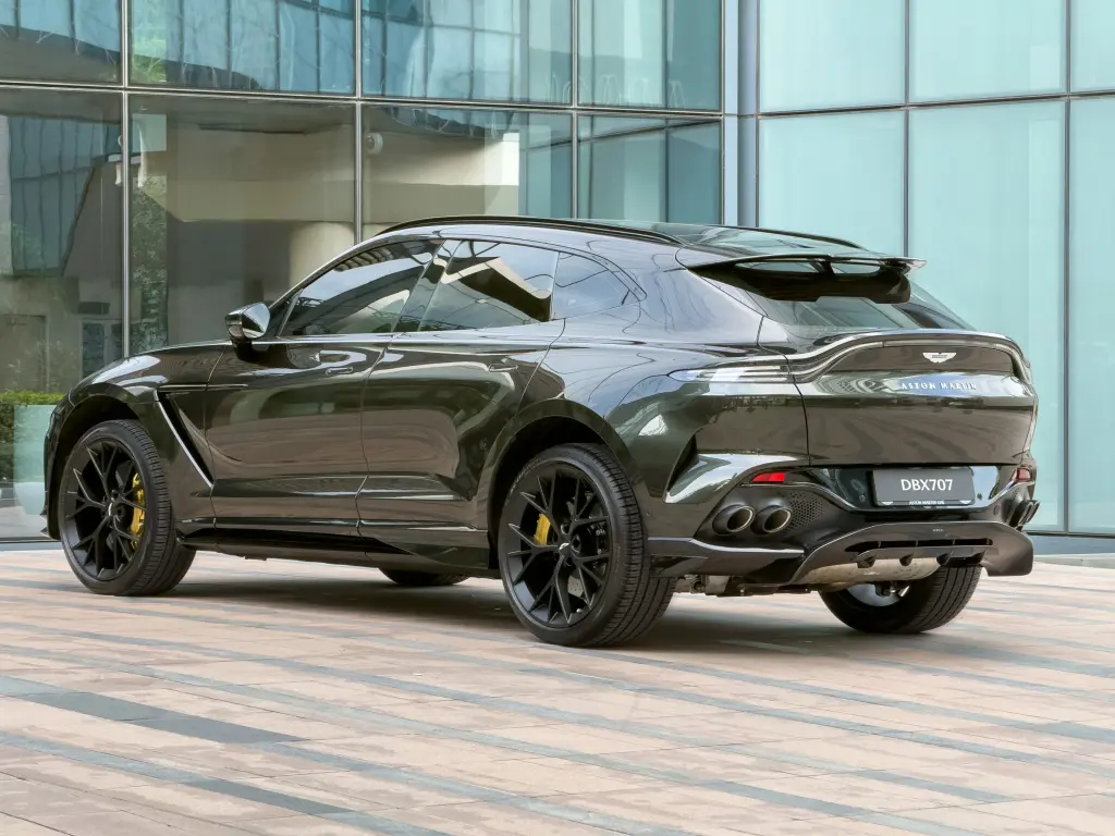 2025 DBX 707 SUV thumbnail vehicle image 1
