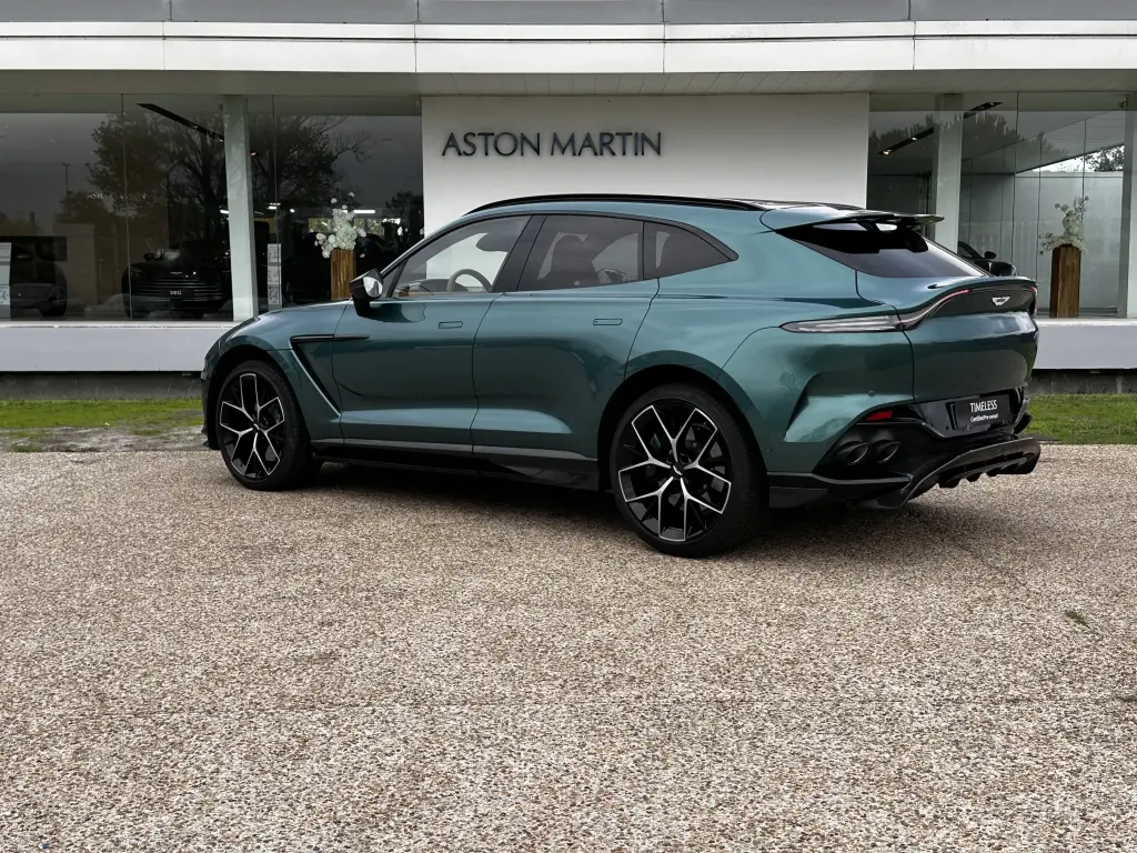 2025 DBX 707 SUV thumbnail vehicle image 1