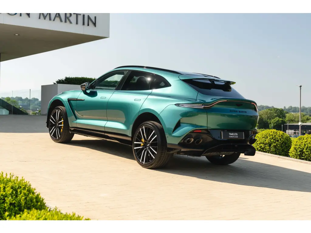 2026 DBX 707 SUV thumbnail vehicle image 1