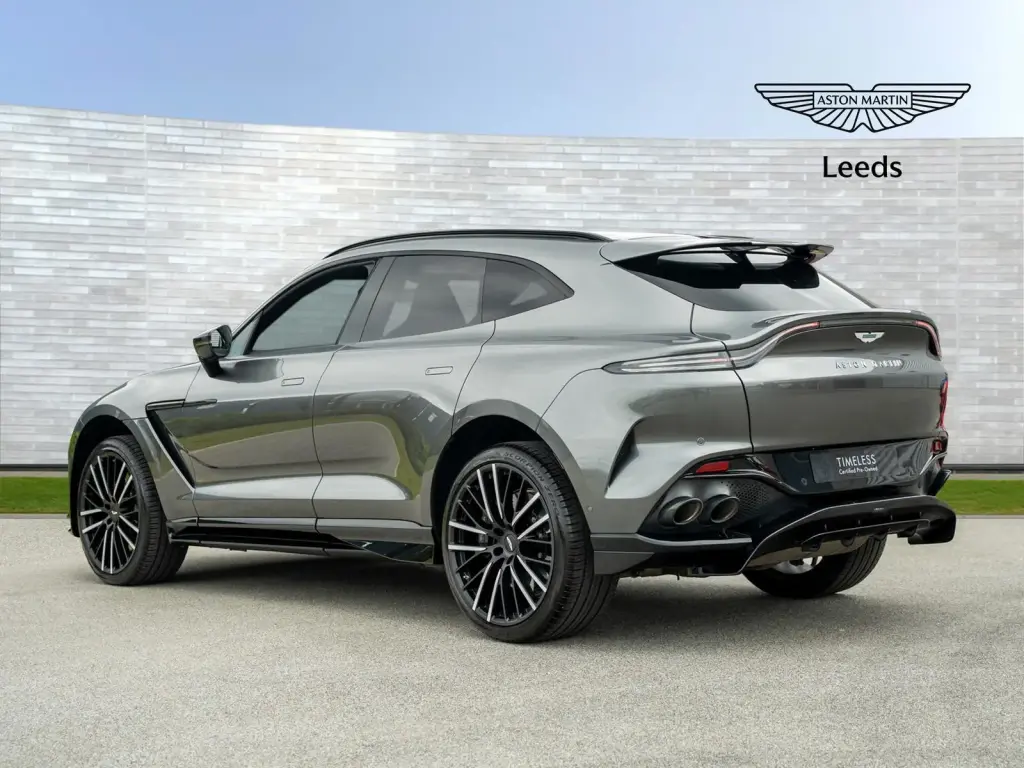 2026 DBX 707 SUV thumbnail vehicle image 1