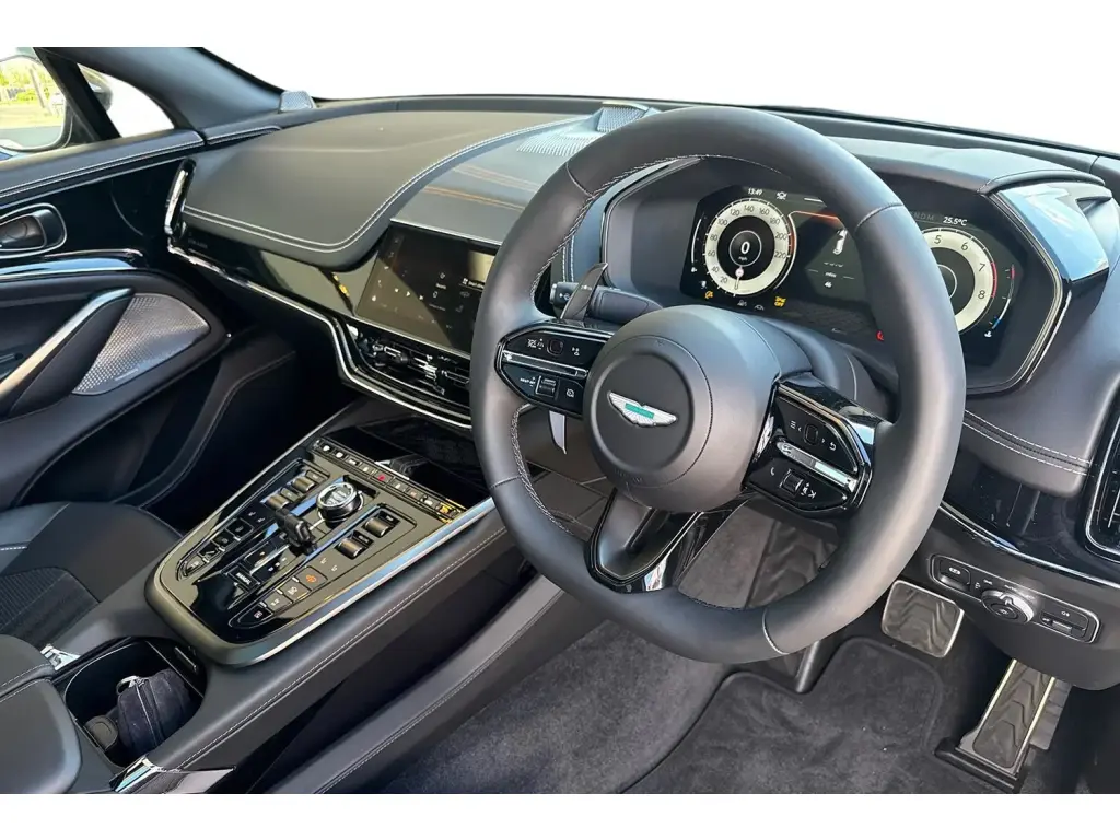 2026 DBX 707 SUV thumbnail vehicle image 2
