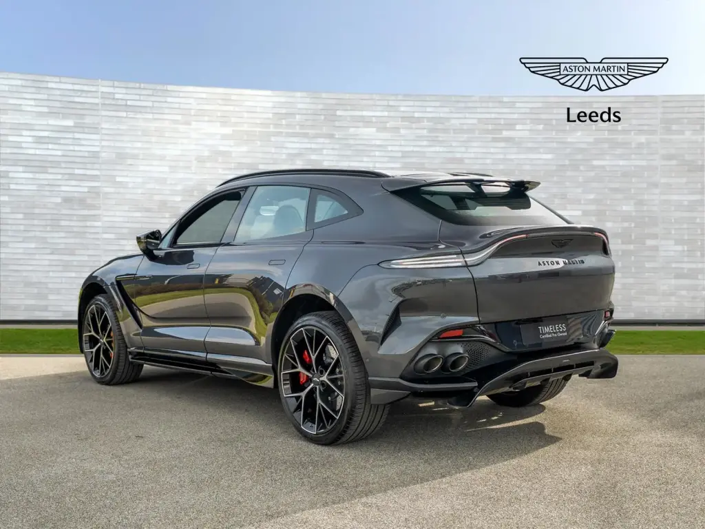 2026 DBX 707 SUV thumbnail vehicle image 1