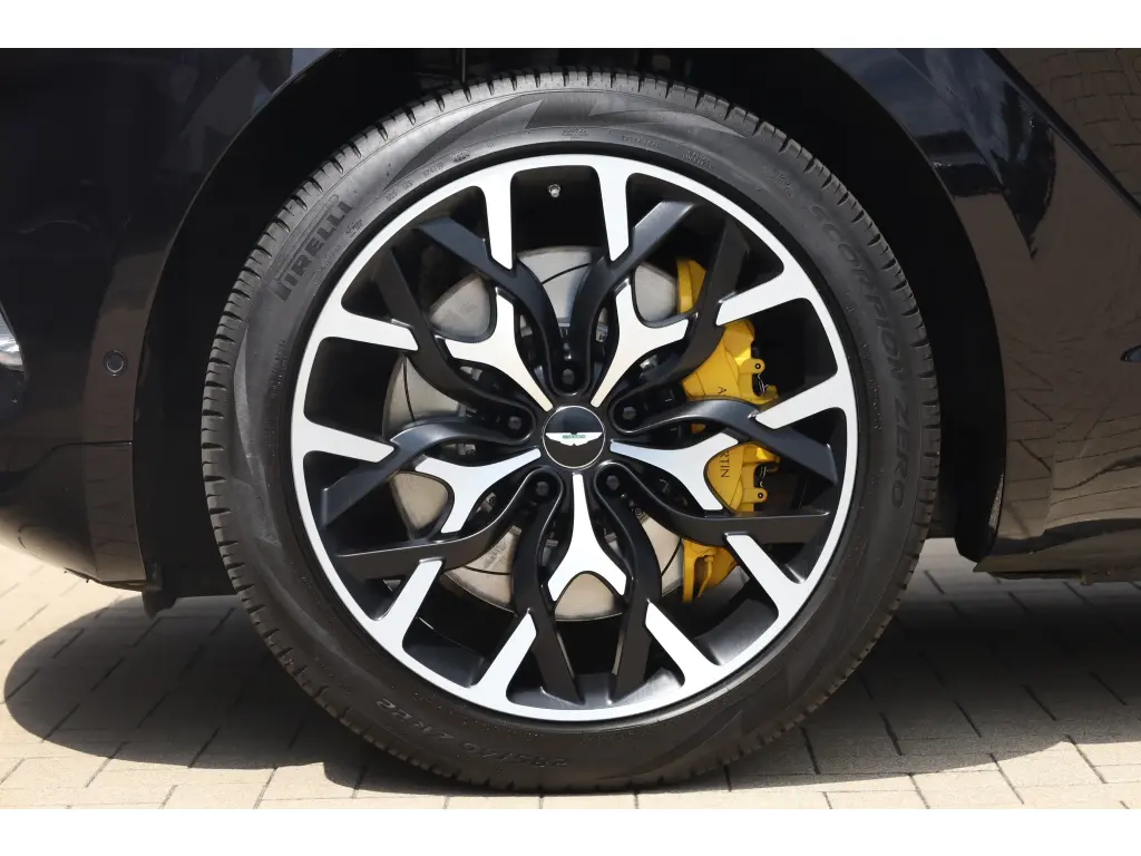 2021 DBX SUV thumbnail vehicle image 3